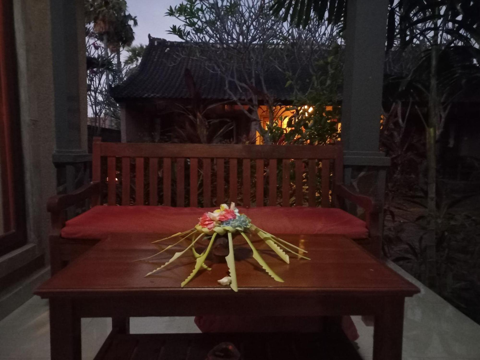 Tirta Bali Homestay Пемутеран Экстерьер фото